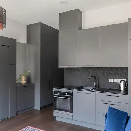 Old Town Renessainse 3