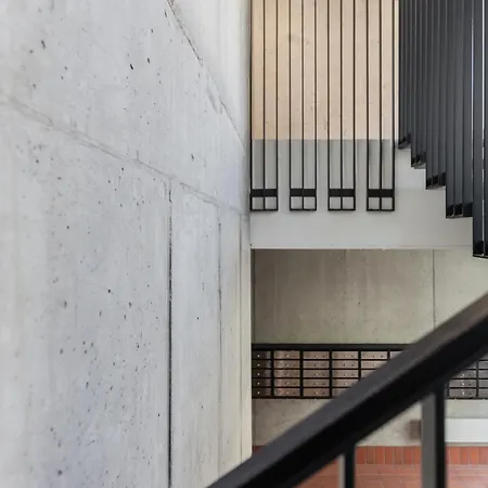 Old Town Renessainse 3 *